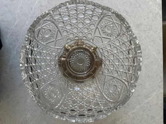 VTG Large Glass Centerpiece Bowl on Victorian Style Brass Stand - photo 3