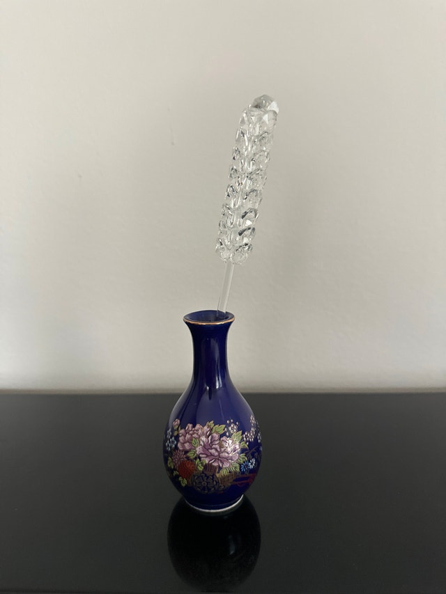 Kutani-style porcelain miniature vase with crystal wheat stalk