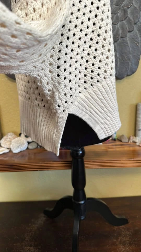 Dynamite Knit Vneck Sweater - photo 5