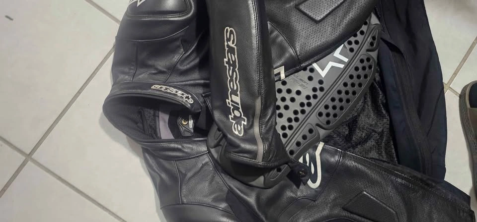 AlpineStars gp plus rv2 leather jacket - photo 4