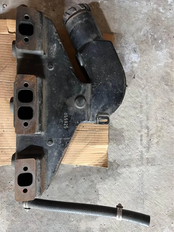 Volvo Penta manifolds and risers GM V8 image indicator(3)