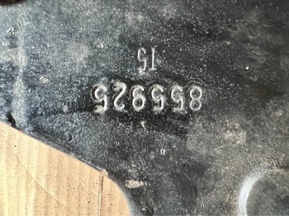 Volvo Penta manifolds and risers GM V8 image indicator(5)