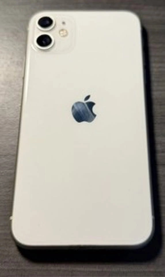 iPhone 11 – 64GB – White – New Battery – Unlocked