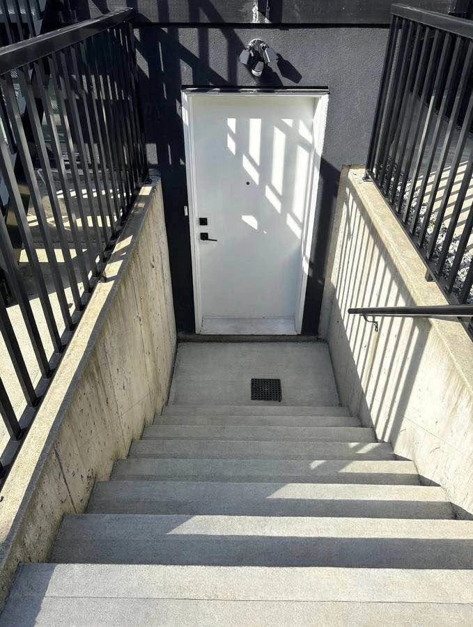 1 Bed 1 Bath - House - photo 4