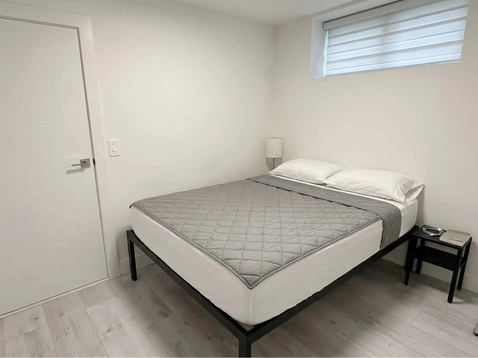 1 Bed 1 Bath - House - photo 5