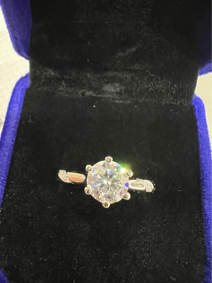 1 Carat Moissanite Engagement Ring 4-9 |Certified & Diamond Test - photo 3