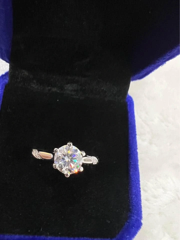 1 Carat Moissanite Engagement Ring 4-9 |Certified & Diamond Test - photo 4