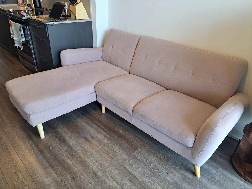 Structube Fany Pink Sectional Sofa - photo 2