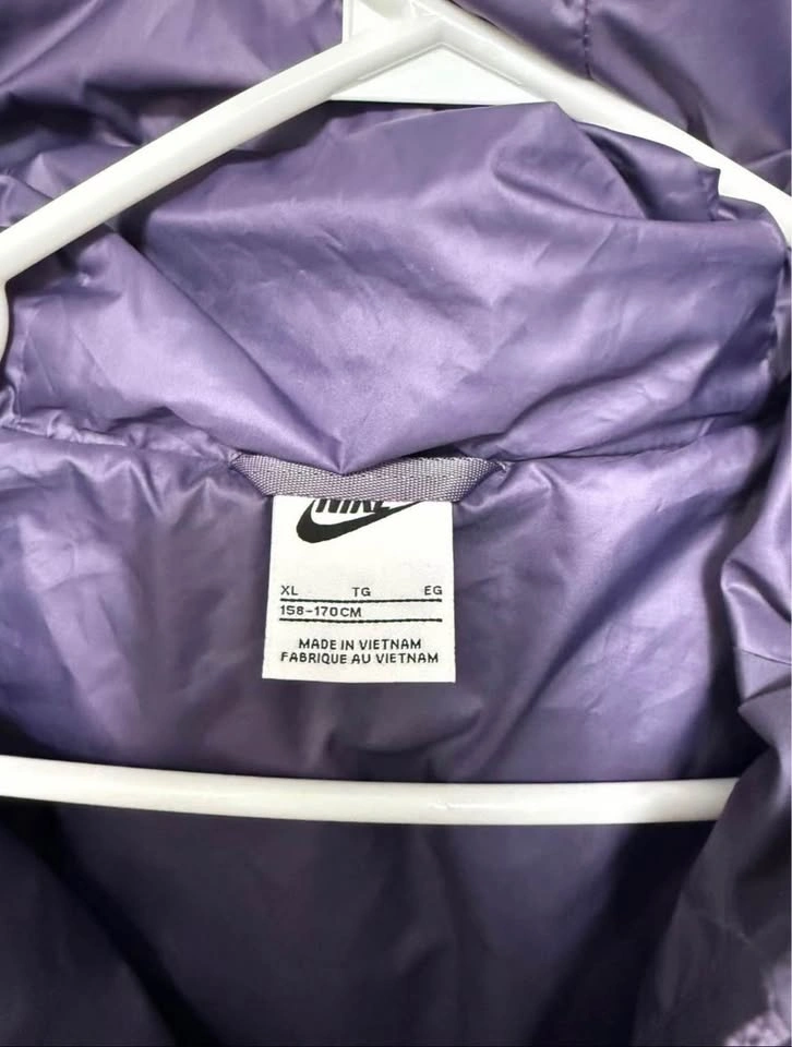 Nike Kids' Puffer Jacket Size XL - photo 2