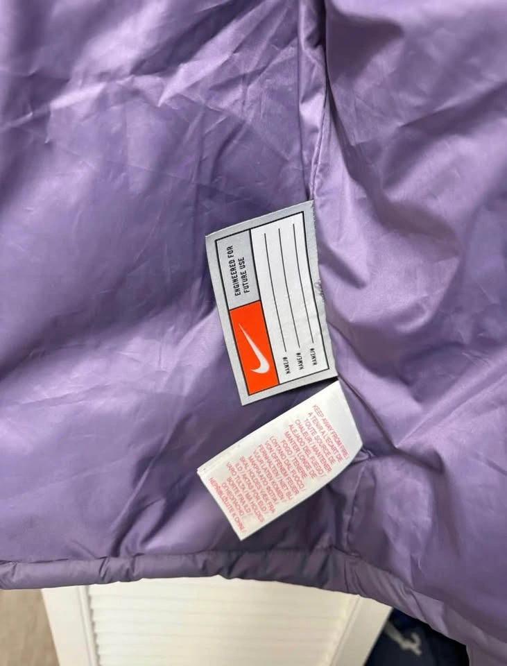 Nike Kids' Puffer Jacket Size XL - photo 3