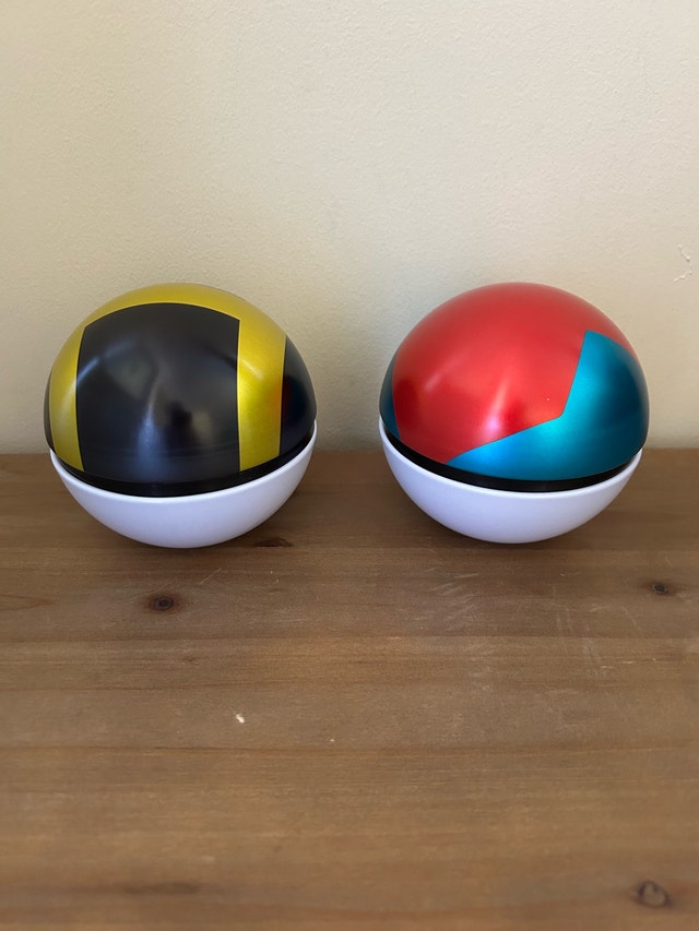 Pokemon Pokeball Tins - photo 2