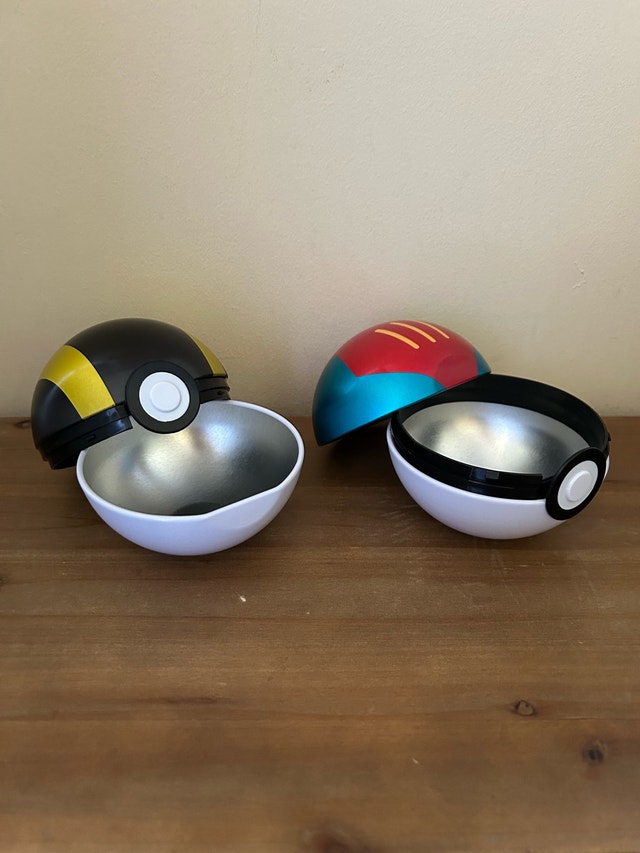 Pokemon Pokeball Tins - photo 3