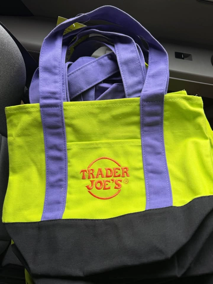Trader Joe's Trick-or-Treat Canvas Tote Bags - photo 4
