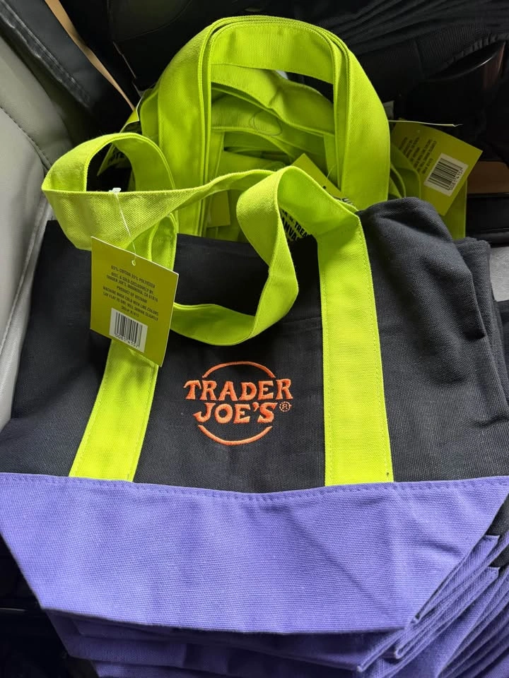 Trader Joe's Trick-or-Treat Canvas Tote Bags - photo 5