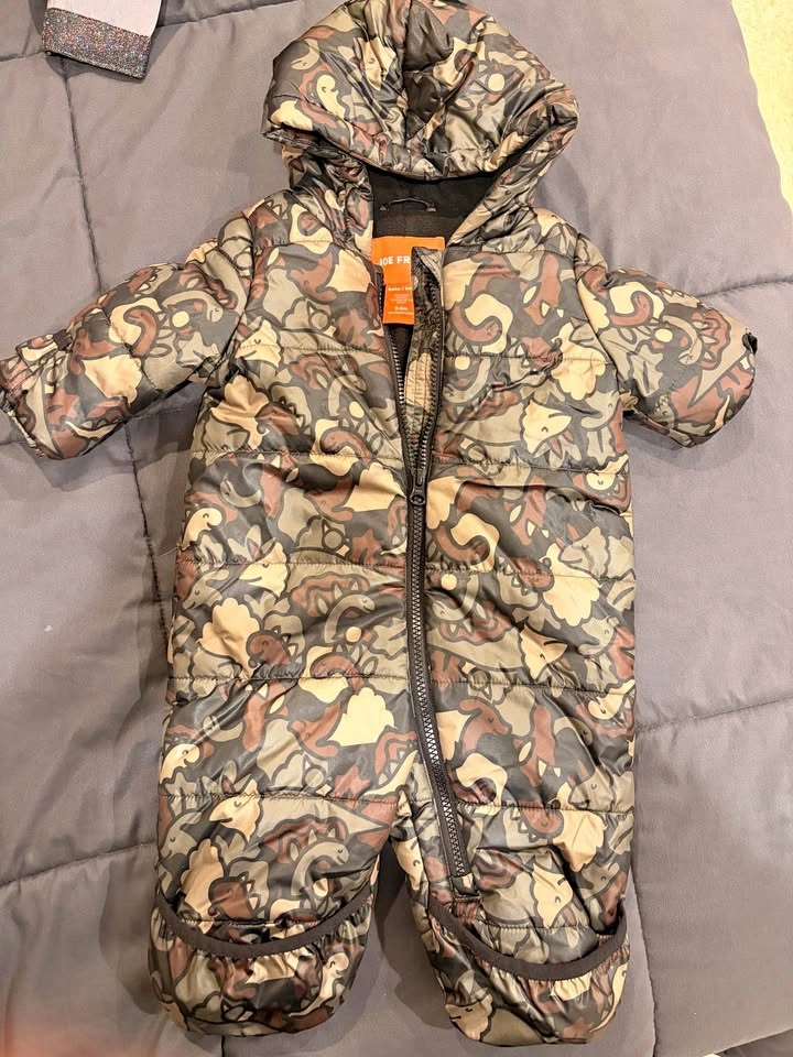 Joe Fresh Baby Dinosaur Print Snowsuit 3-6 Months