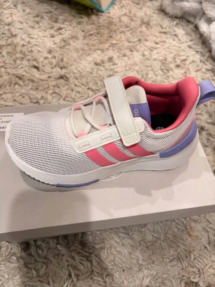 Brand new Adidas Racer TR21 C Kids Shoes Size 1 - photo 3