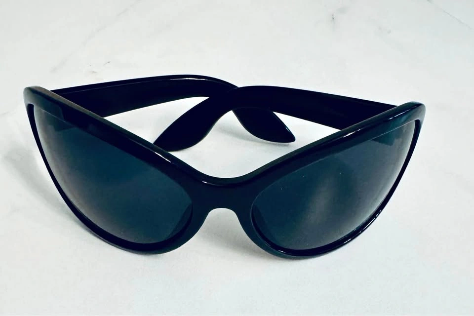 Black Cat-Eye Wrap Sunglasses