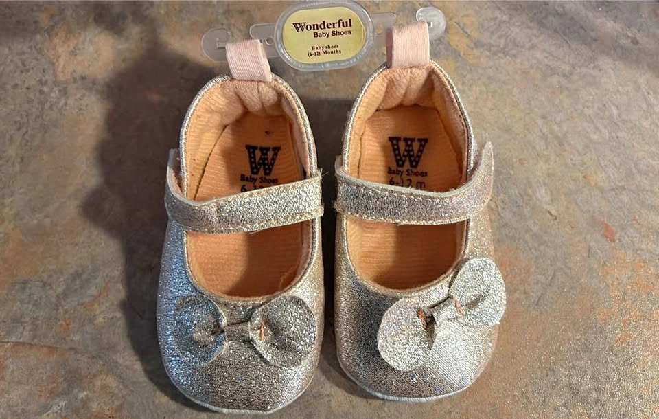 Wonderful Silver Glitter Baby Shoes, 6-12 Months