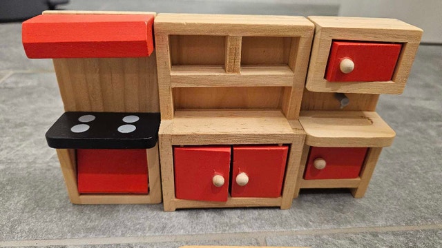 Wooden Dolls House Kitchen & Dining Furniture Set - photo 2