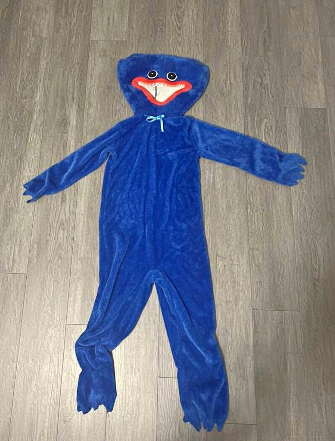 Kid’s Size L Huggy Wuggy costume