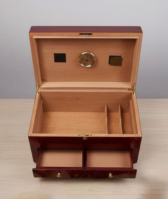Cherry Wood Humidor for Cigars - photo 3