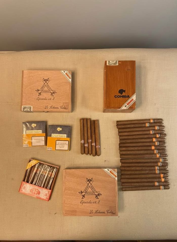 Cherry Wood Humidor for Cigars - photo 4