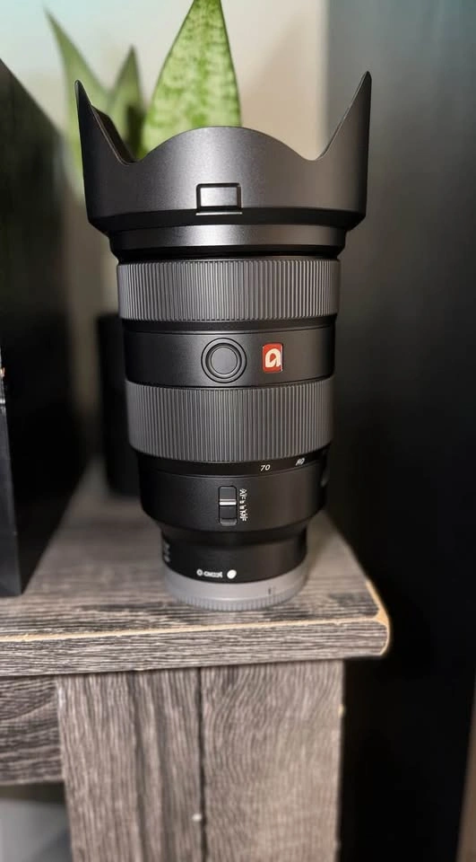 Sony FE 24-70mm f/2.8 GM Lens (E-Mount) – Excellent Condition - photo 2