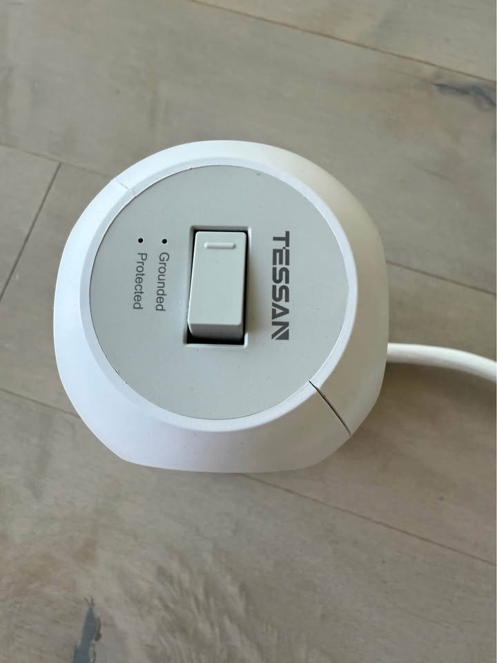 TESSAN Tower Power Extension Cord 11 AC Outlets 3 USB Ports - photo 3