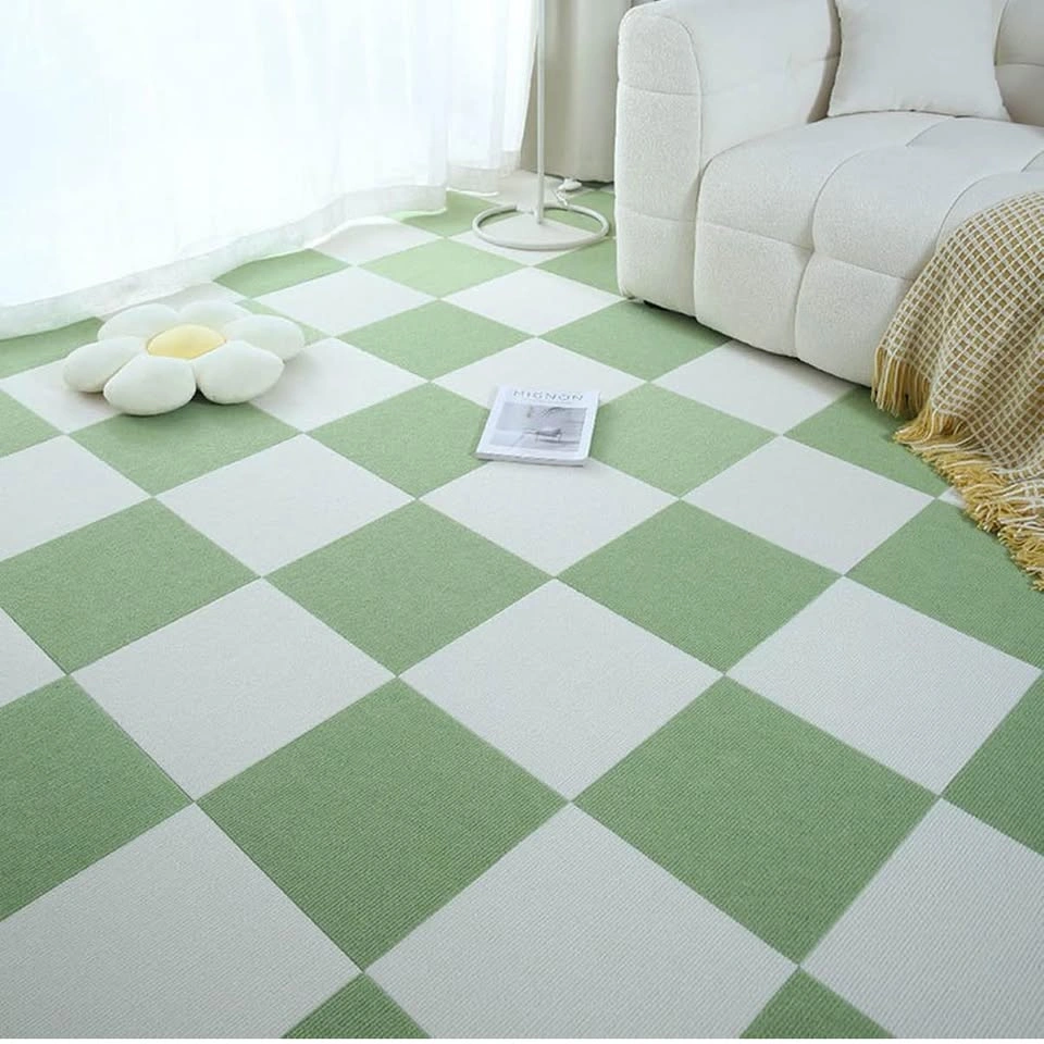 New 12x12 inch peel and stick home carpet tiles (18 count) - photo 2
