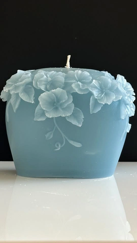 HANDMADE FLORAL DESIGN CANDLES - photo 2