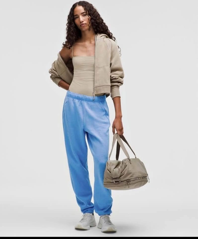 Lululemon Scuba Mid-Rise Oversized Jogger size xs