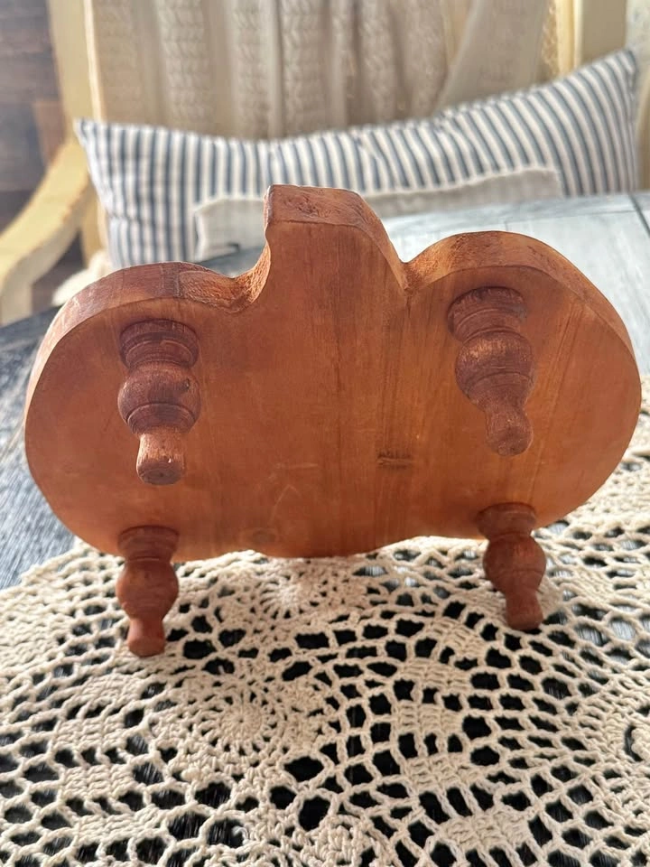 Wooden Pumpkin Shaped Riser - photo 4