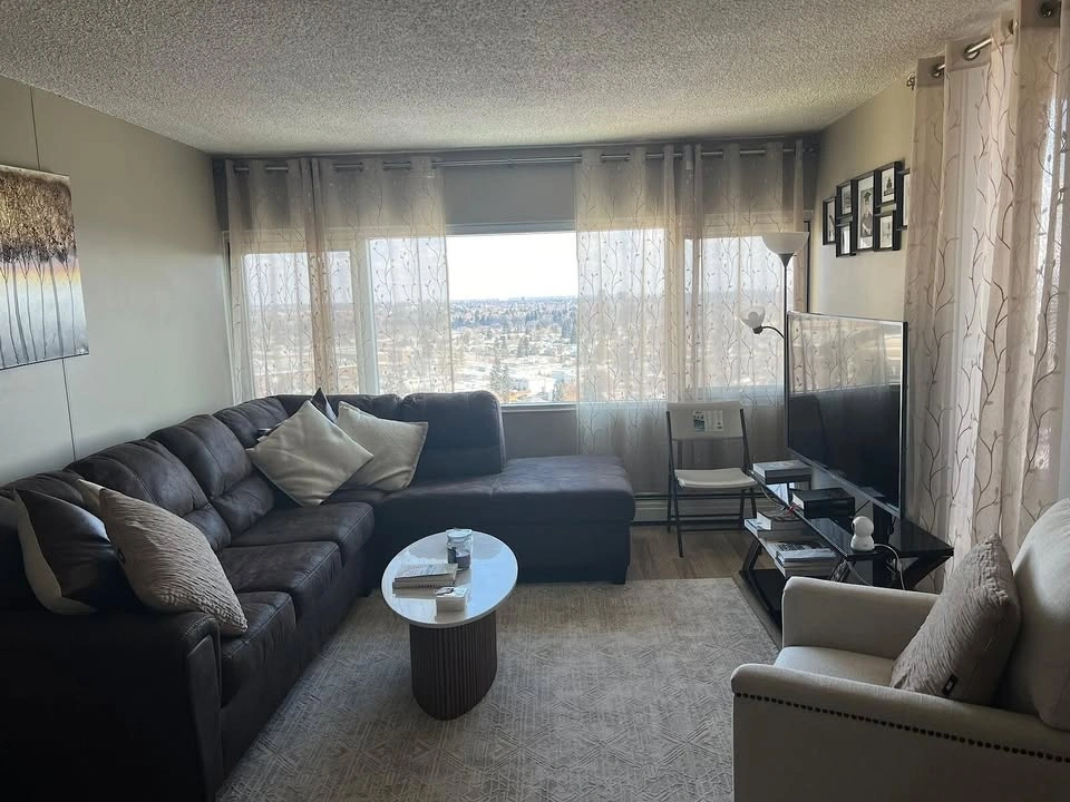 2 Beds 1 Bath Apartment - photo 4