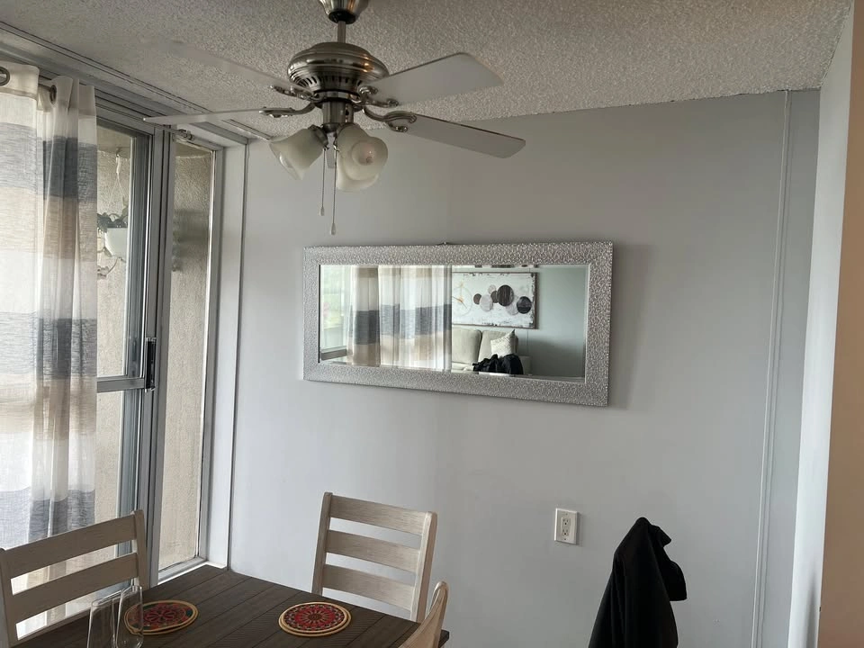 2 Beds 1 Bath - Apartment - photo 4