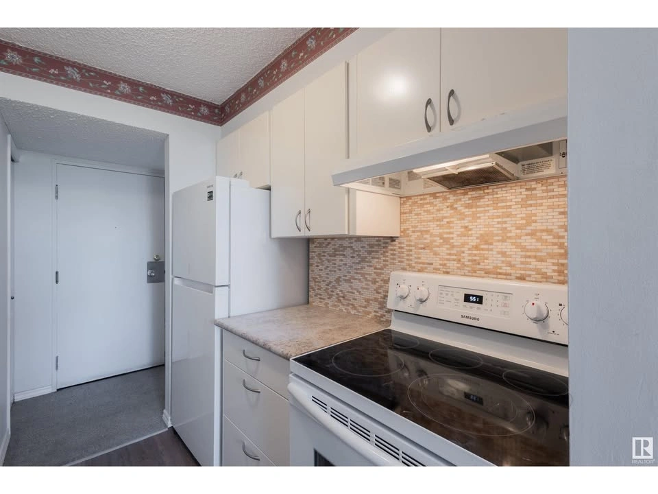 2 Beds 1 Bath - Apartment - photo 5
