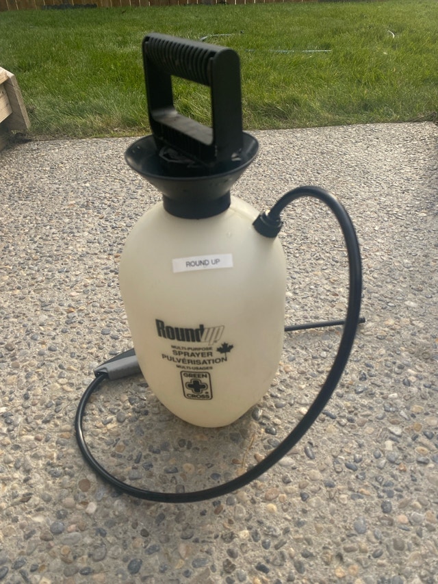 Roundup 1 Gallon Hand Sprayer