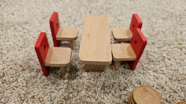 Wooden Dolls House Dining Table, Chairs & Large Tea Set - photo 2