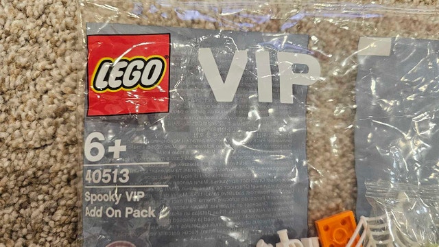LEGO 40513 Spooky VIP Add-On Pack - photo 3