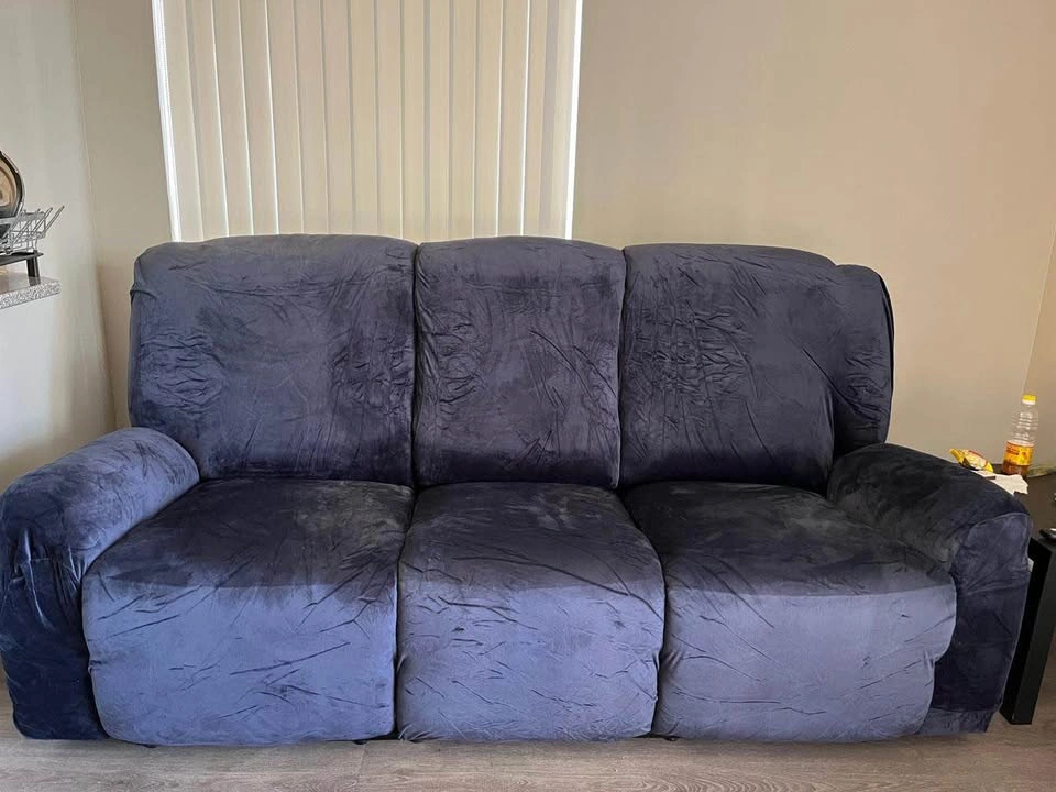 Harper Recliner Sofa – Grey – Excellent Condition - photo 4
