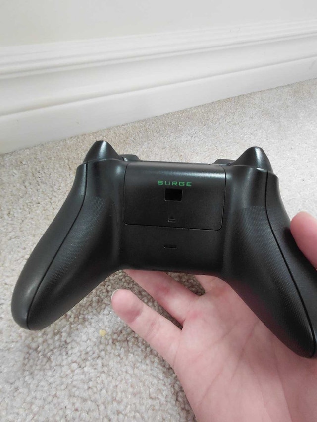 Xbox Series Black Wireless Controller – Great Condition - photo 4
