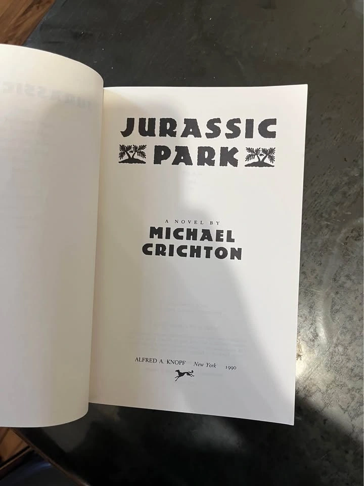 Jurassic Park by Michael Crichton Advance Reader's Edition - photo 4