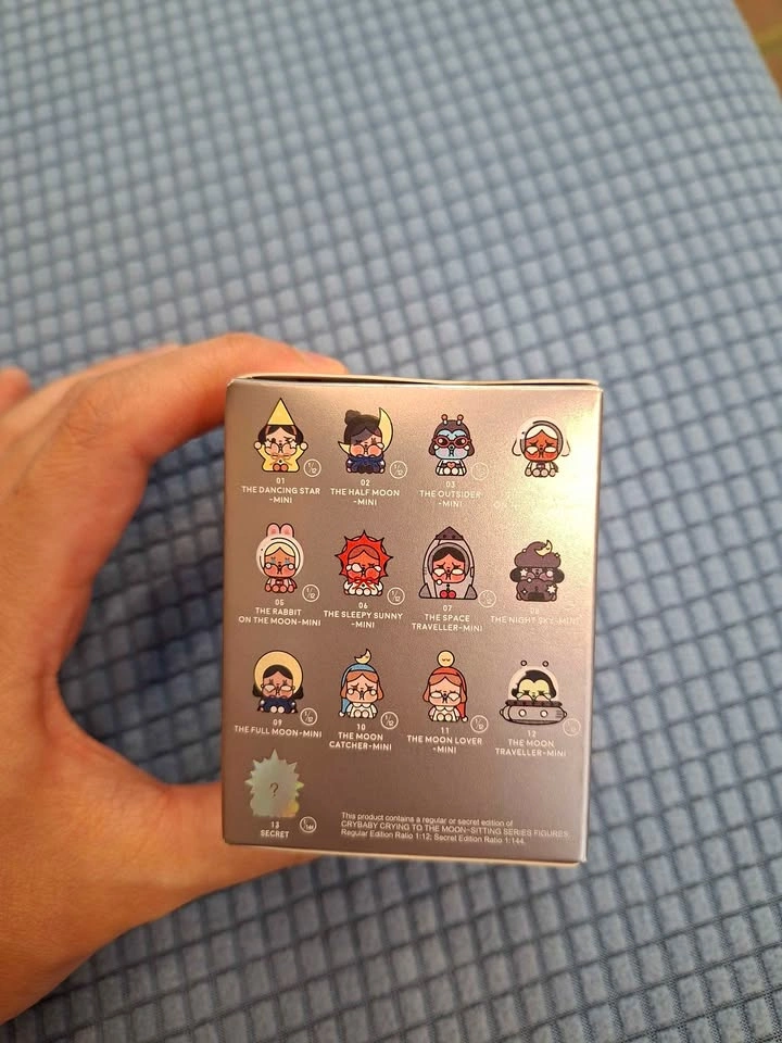 Pop Mart Crybaby Crying to the Moon Blind Box Figure - photo 2