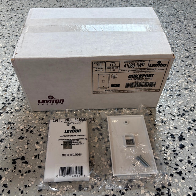Leviton QuickPort Wall Plates 41080-1WP Box of 25 NEW