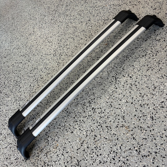 Land Rover Discovery LR3 LR4 Roof Cross Bars VPLAR0001 NEW