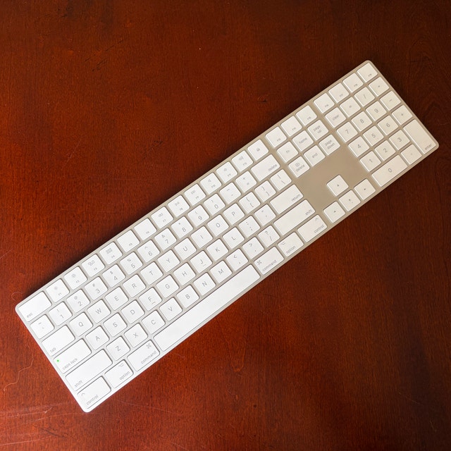 Apple Magic Keyboard with Numeric Keypad A1843