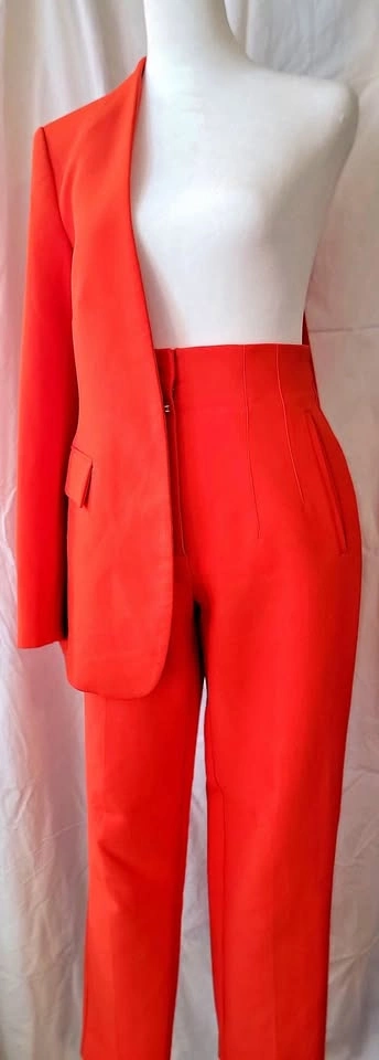 Zara Orange Suit Set (Blazer + Pants) – Size S, Like New
