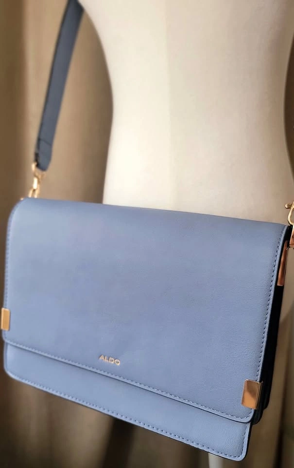 Aldo Light Blue Crossbody Bag - Gold Hardware, Like New - photo 3