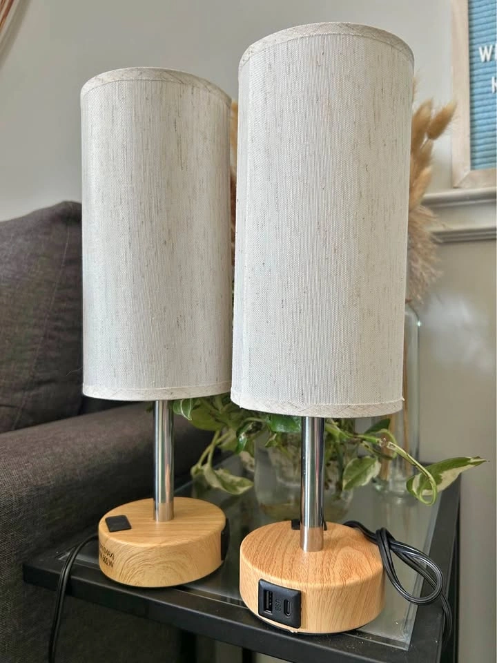 Set of 2 corded table lamps