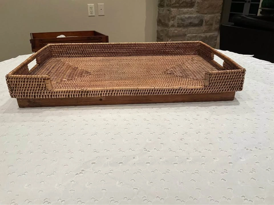 Rattan Tray With Foldable Wooden Legs - photo 4