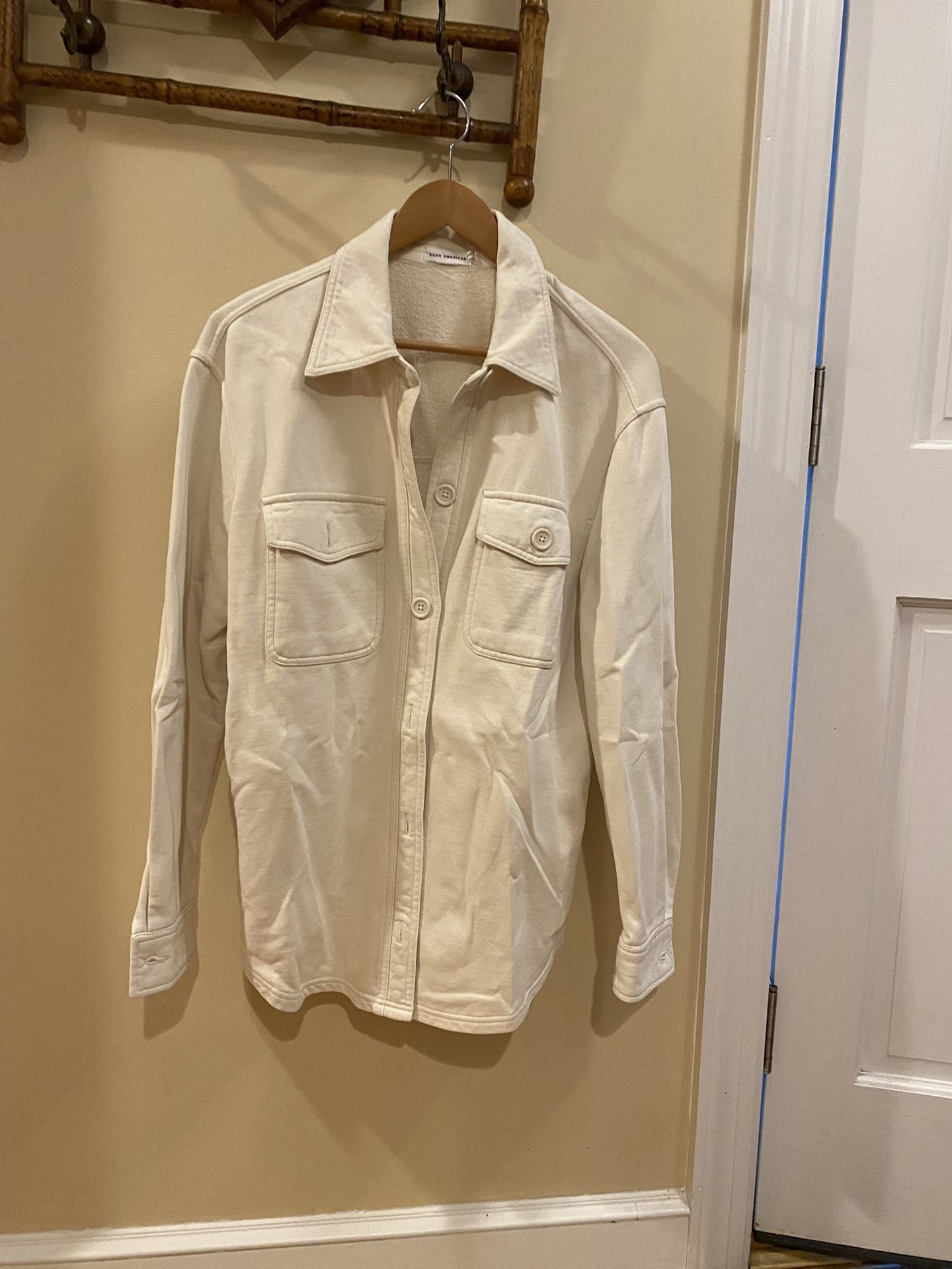 Women’s “Good American” Thick Material button-down top
